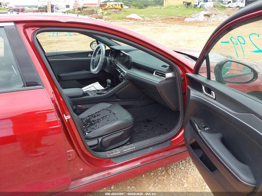 2024 KIA K5 1.6L I-4 DI, DOHC, V(VIN: 5XXG64J29RG254404