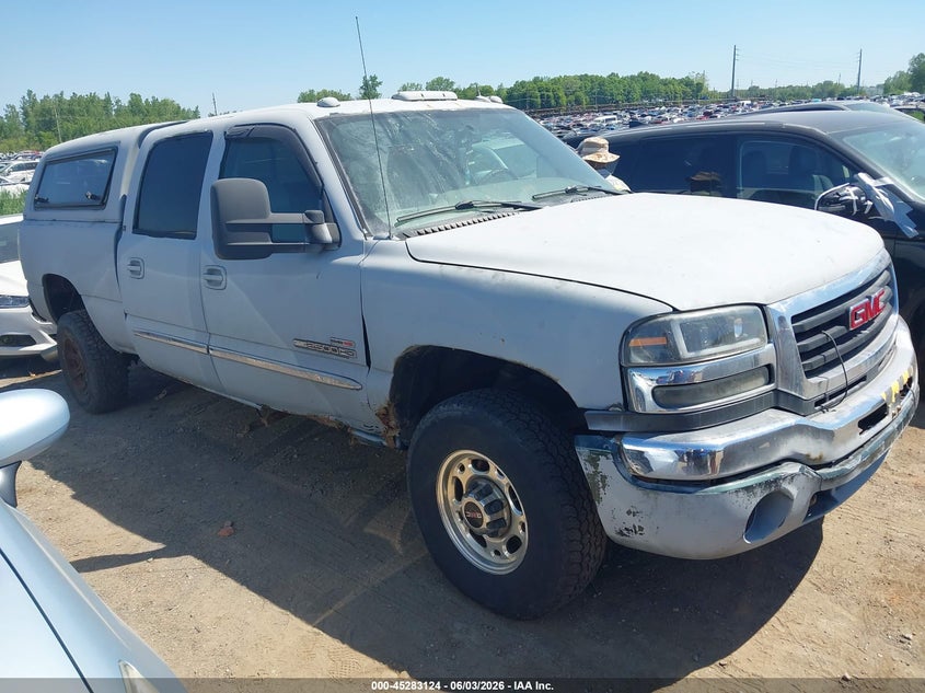 2004 GMC SIERRA 2500HD auction photo 1