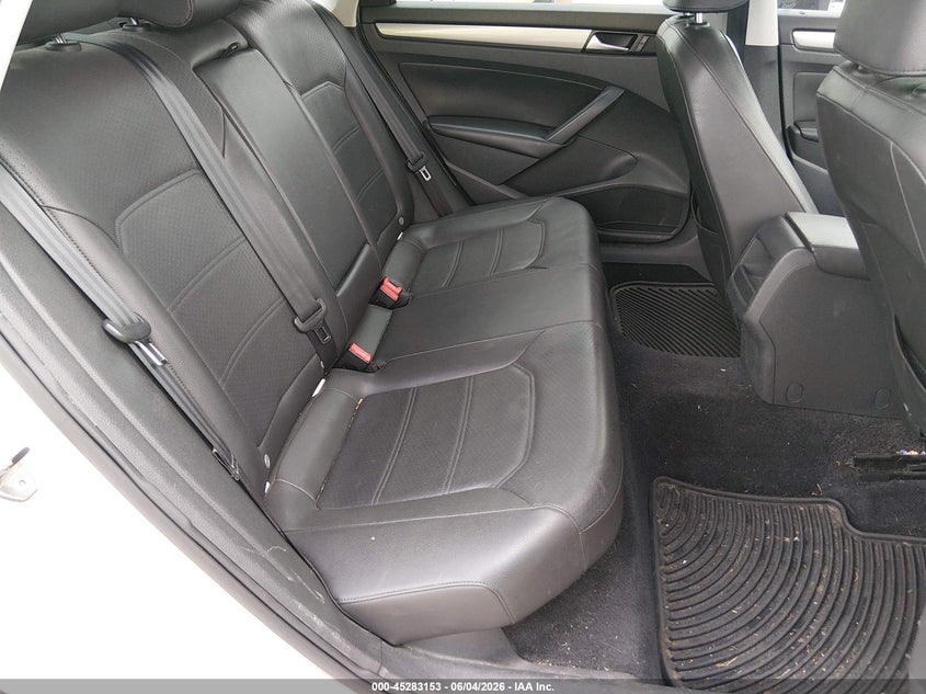 2014 Volkswagen Passat 1.8T Wolfsburg Edition VIN: 1VWAT7A33EC034370 Lot: 45283153