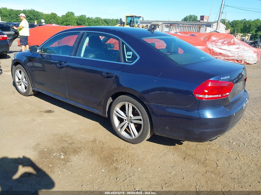Vin: 1vwbt7a33ec098123, lot: 45781055, volkswagen passat 1.8t se 20143