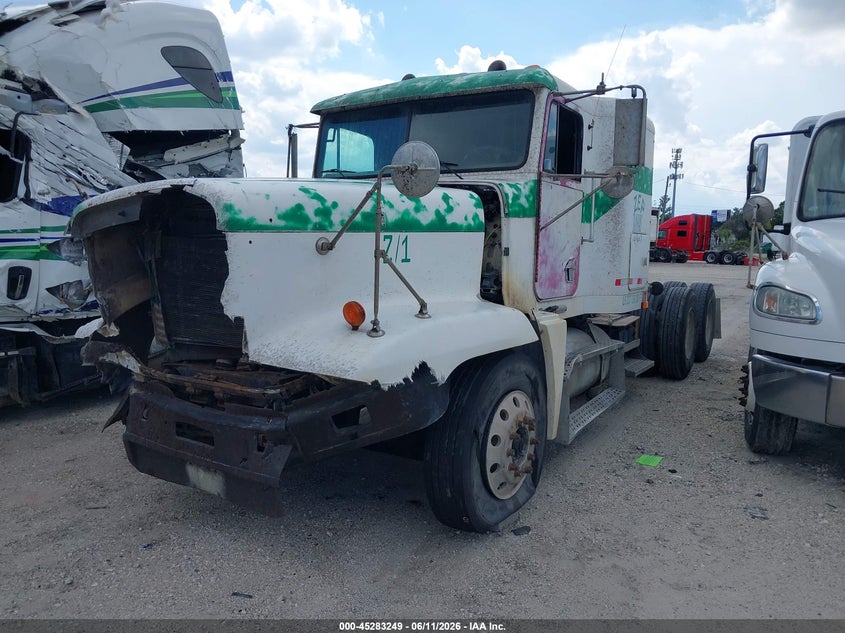 1FUYDPYB7VP668925 1997 Freightliner Conventional Fld120 photo 1
