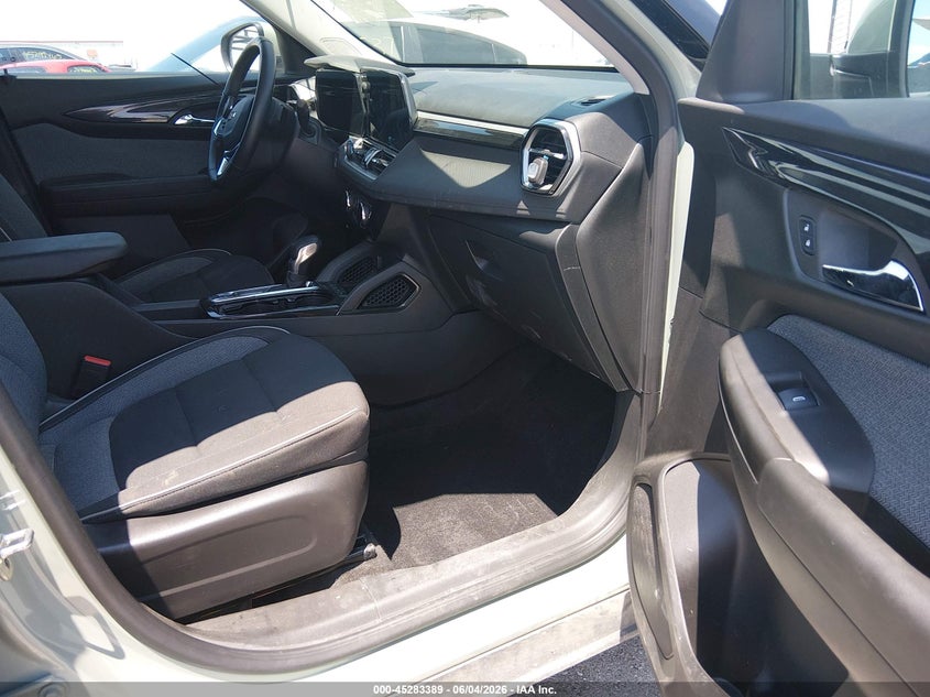 2025 CHEVROLET TRAILBLAZER AWD LT — Photo 5