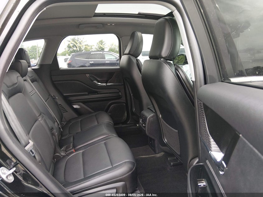 2022 LINCOLN CORSAIR auction photo 8