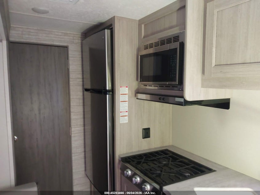 2024 COACHMEN CATALINA auction photo 7