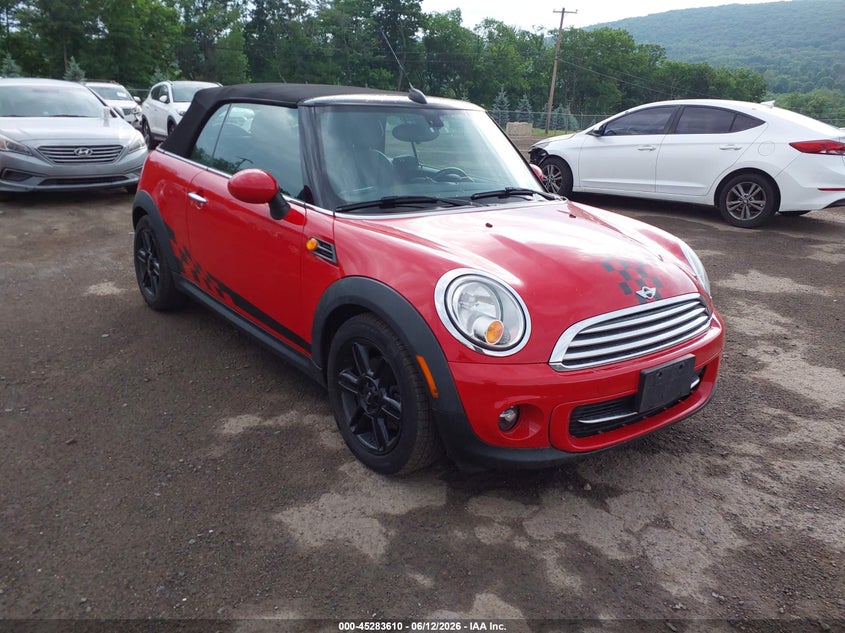 2014 MINI CONVERTIBLE auction photo 1