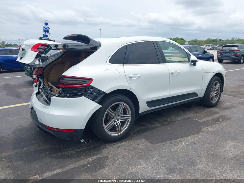 Vin: wp1ab2a58flb54708, lot: 45781560, porsche macan s 20154