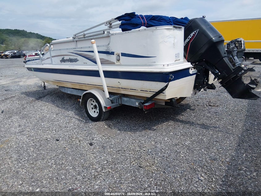 2004 HURRICANE OTHER auction photo 3