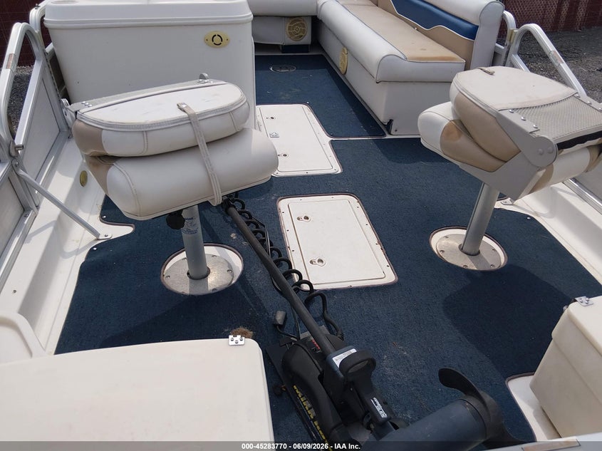 2004 HURRICANE OTHER auction photo 5