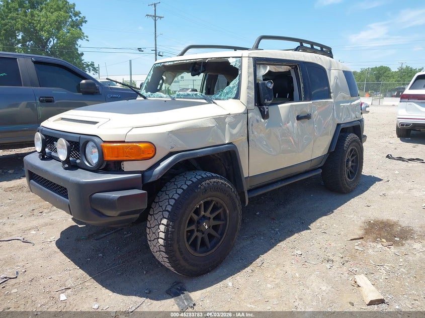 Vin: jtebu4bf1ak072784, lot: 45781618, toyota fj cruiser 20102