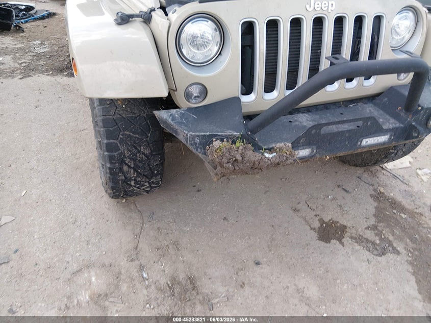 2018 Jeep Wrangler Jk Unlimited Sahara 4X4 VIN: 1C4BJWEGXJL884379 Lot: 45283821