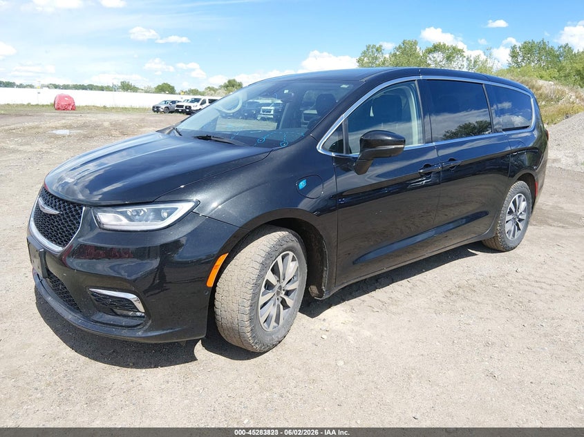 Vin: 2c4rc1l7xpr555955, lot: 45781659, chrysler pacifica hybrid touring l 20232