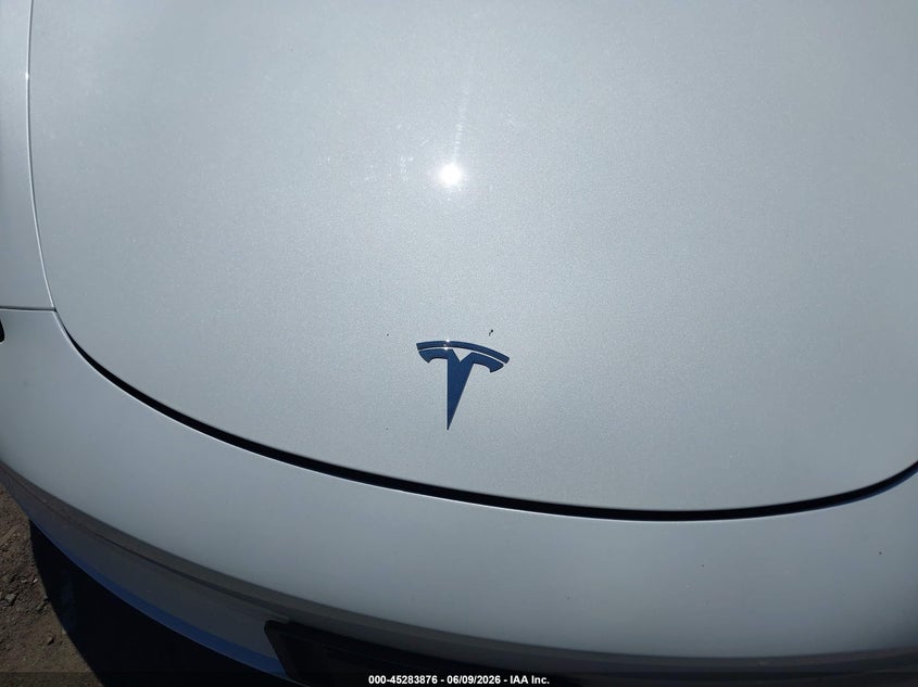 TESLA MODEL 3 - zdjęcie 10