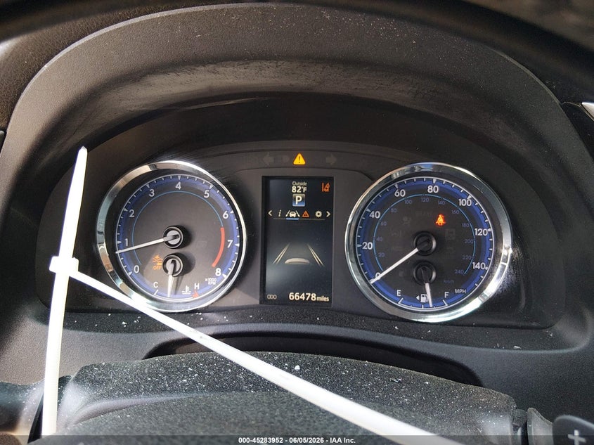 2018 TOYOTA COROLLA auction photo 7