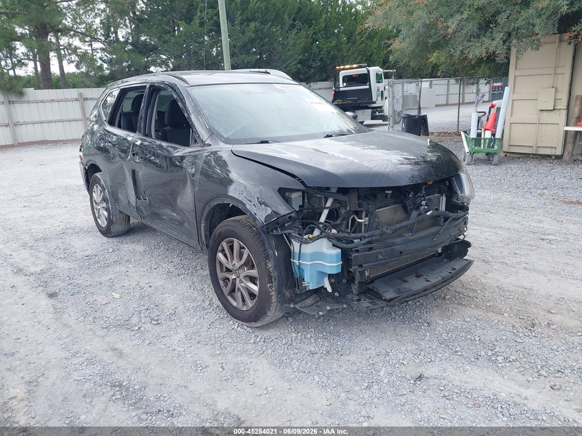 2017 NISSAN ROGUE auction photo 1