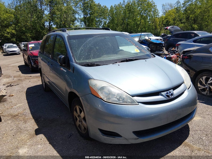 2006 Toyota Sienna Le