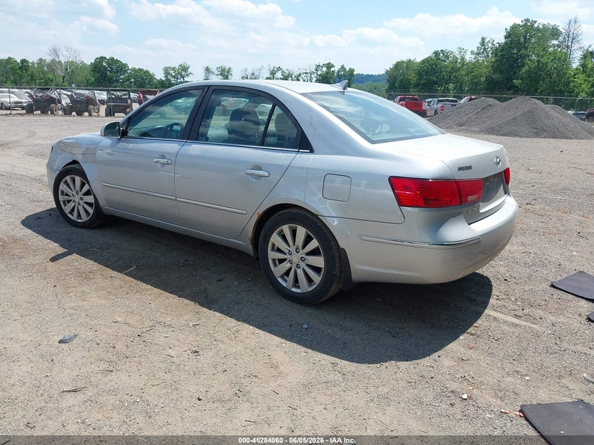 2010 HYUNDAI SONATA auction photo 3