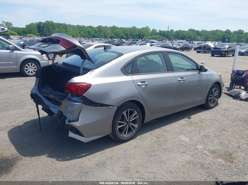 2022 KIA FORTE auction photo 4
