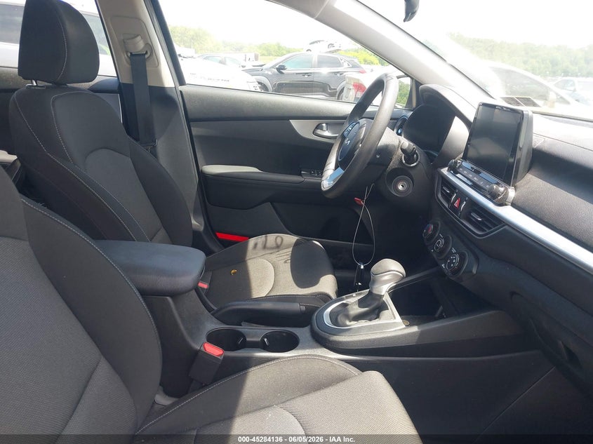2022 KIA FORTE auction photo 5