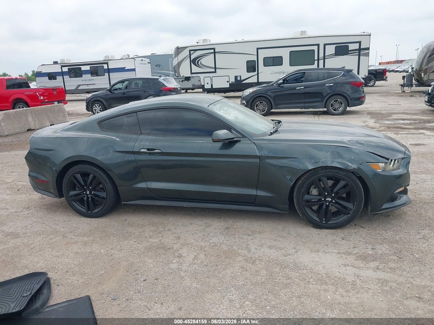 FORD MUSTANG - zdjęcie 13