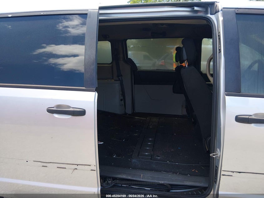 2008 DODGE GRAND CARAVAN auction photo 8
