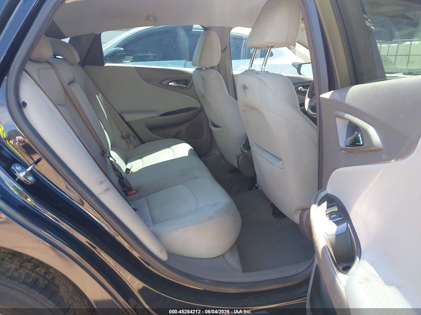 2019 CHEVROLET MALIBU auction photo 8