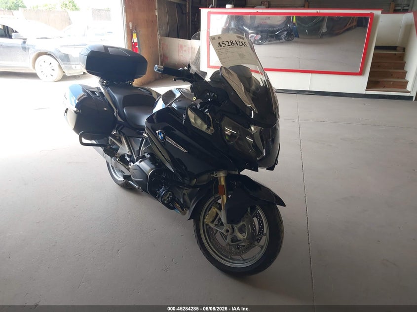 2018 BMW R 1200 SPORT_BIKE 2