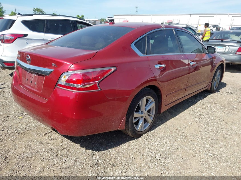 2015 NISSAN ALTIMA auction photo 4