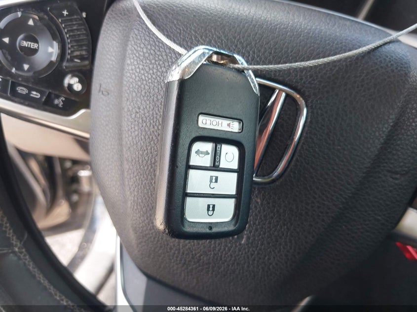 2017 HONDA CIVIC EX-L — Photo 10