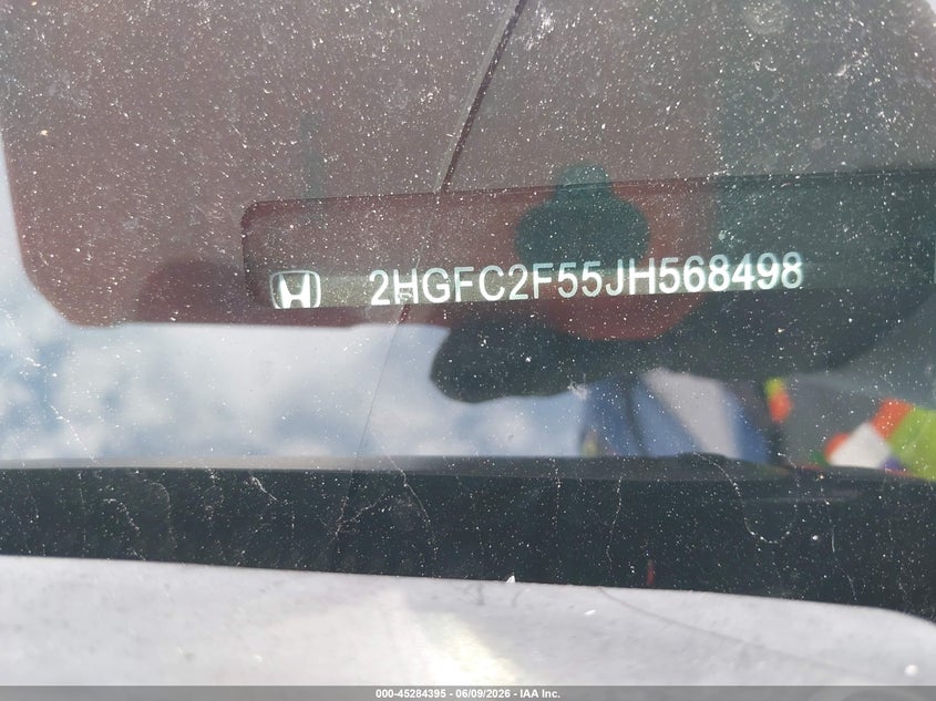 VIN 2HGFC2F55JH568498 2018 HONDA CIVIC LX