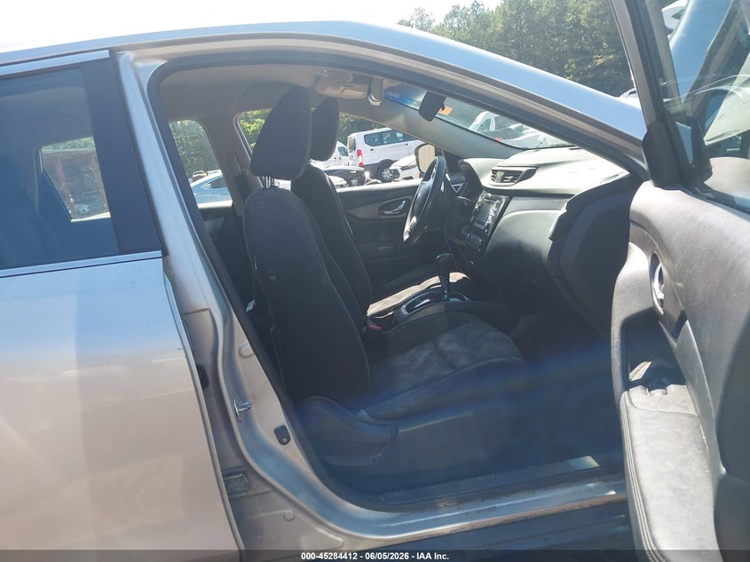 2014 NISSAN ROGUE auction photo 5