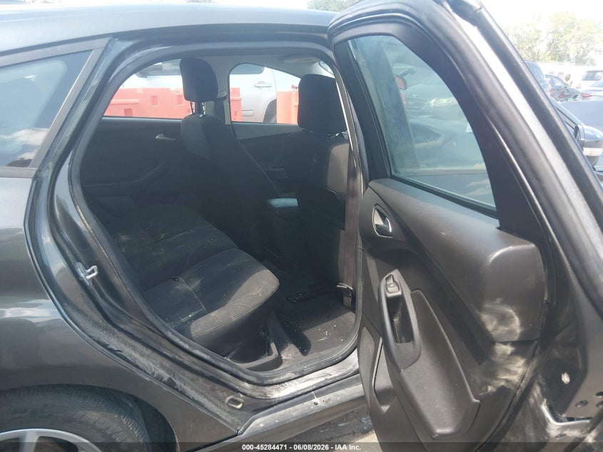 2016 FORD FOCUS auction photo 8