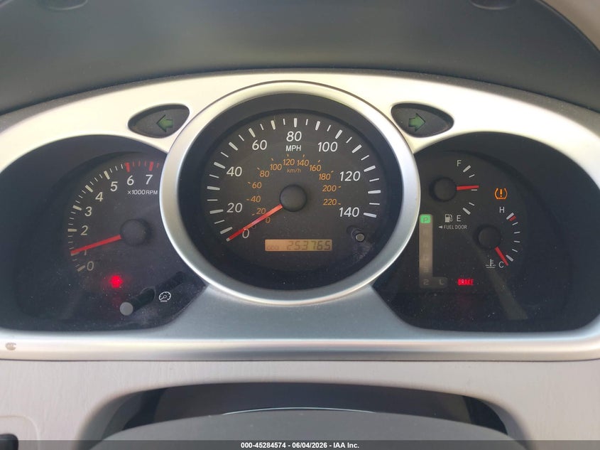 2005 Toyota Highlander V6 VIN: JTEEP21A350094771 Lot: 45284574