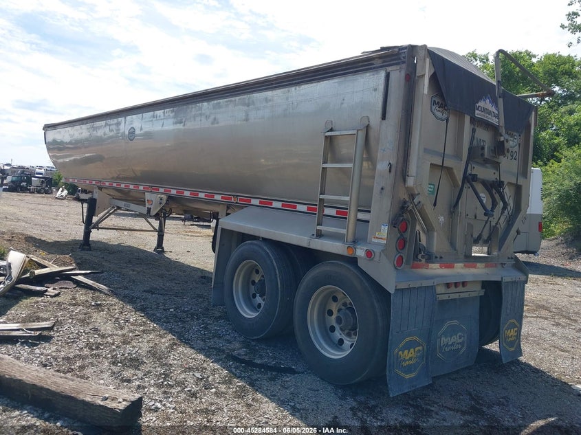 2012 MAC TRAILER MFG END DUMP auction photo 3