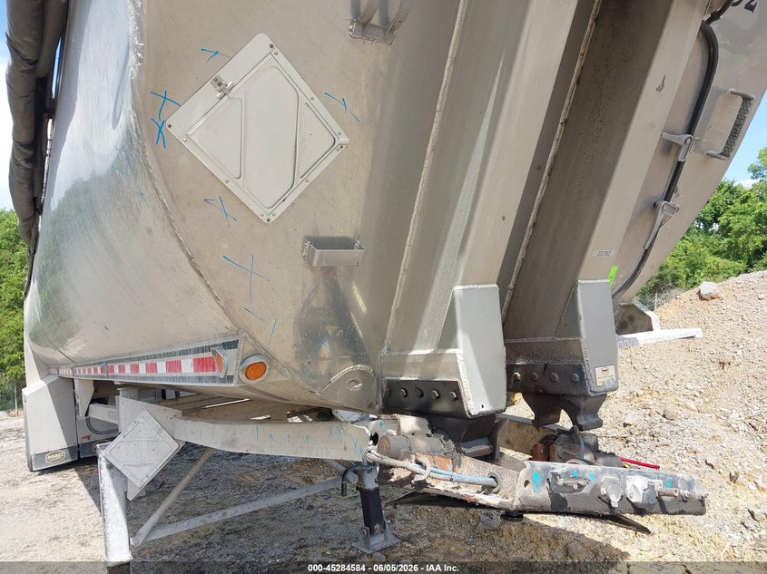 2012 MAC TRAILER MFG END DUMP auction photo 6