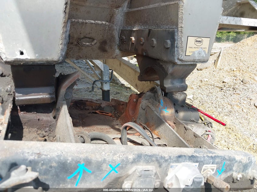 2012 MAC TRAILER MFG END DUMP auction photo 8