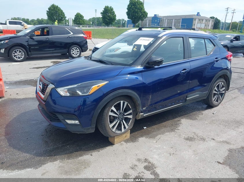 2018 NISSAN KICKS auction photo 2