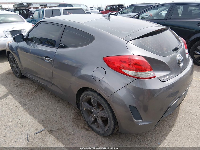 Vin: kmhtc6ad2cu026276, lot: 45782593, hyundai veloster base w/black 20123