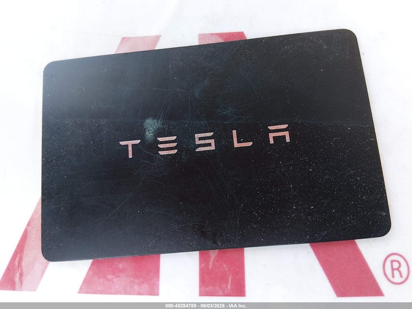 2022 Tesla Model Y Performance Dual Motor All-Wheel Drive VIN: 7SAYGDEF0NF381976 Lot: 45284788