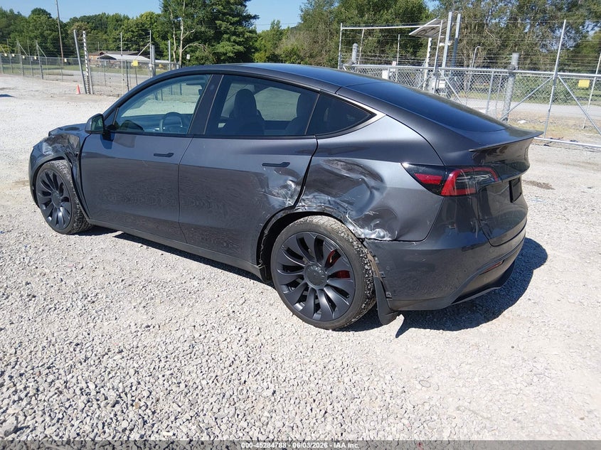 Vin: 7saygdef0nf381976, lot: 45782624, tesla model y performance dual motor all-wheel drive 20223