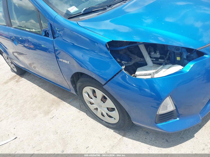2013 Toyota Prius C One VIN: JTDKDTB38D1043913 Lot: 45284790
