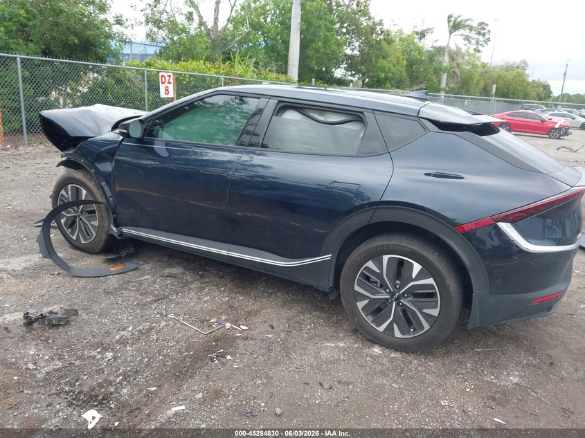 Vin: kndc3dlc8r5175582, lot: 45782666, kia ev6 light long range 20243