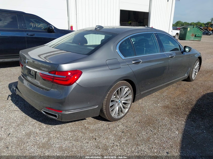 2016 BMW 750I — zdjęcie 4