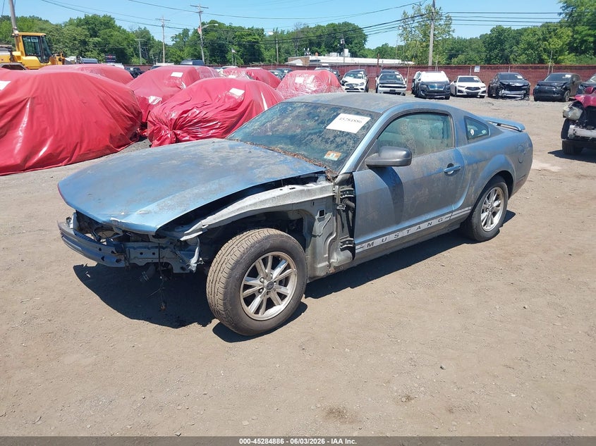 2006 Ford Mustang V6 1ZVHT80N265149166 photo 1
