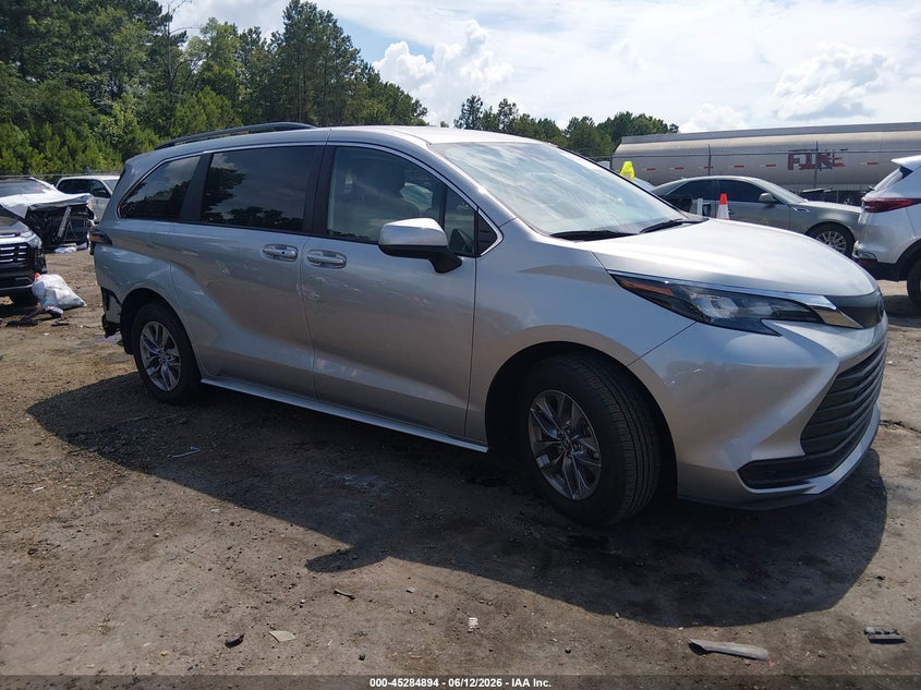 2025 Toyota Sienna