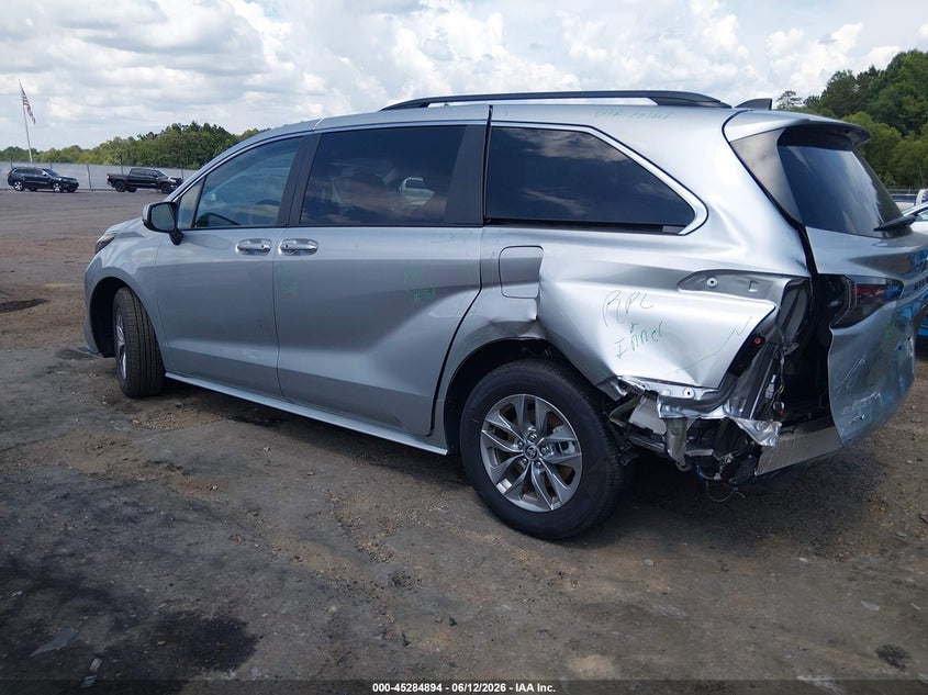 2025 TOYOTA SIENNA auction photo 6