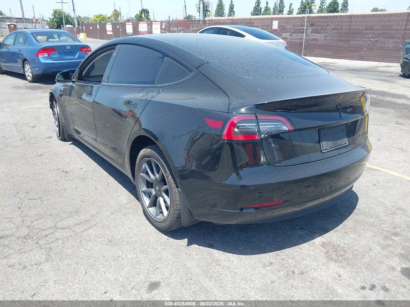 Vin: 5yj3e1eb5nf277072, lot: 45782742, tesla model 3 long range dual motor all-wheel drive 20223