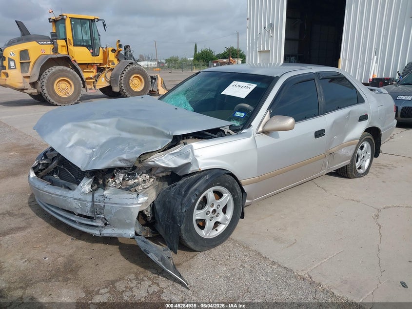 2000 TOYOTA CAMRY auction photo 2