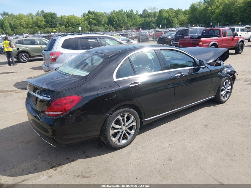Vin: 55swf4kbxgu103676, lot: 45782820, mercedes-benz c 300 4matic 20164