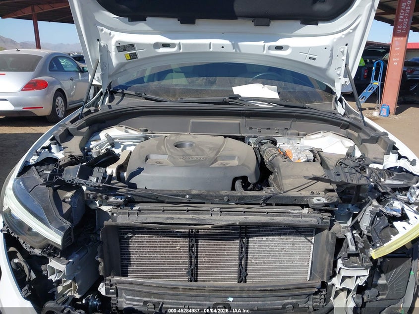 2022 Volvo Xc60 Recharge Plug-In Hybrid T8 Inscription Expression VIN: YV4BR0DZ8N1997660 Lot: 45284987