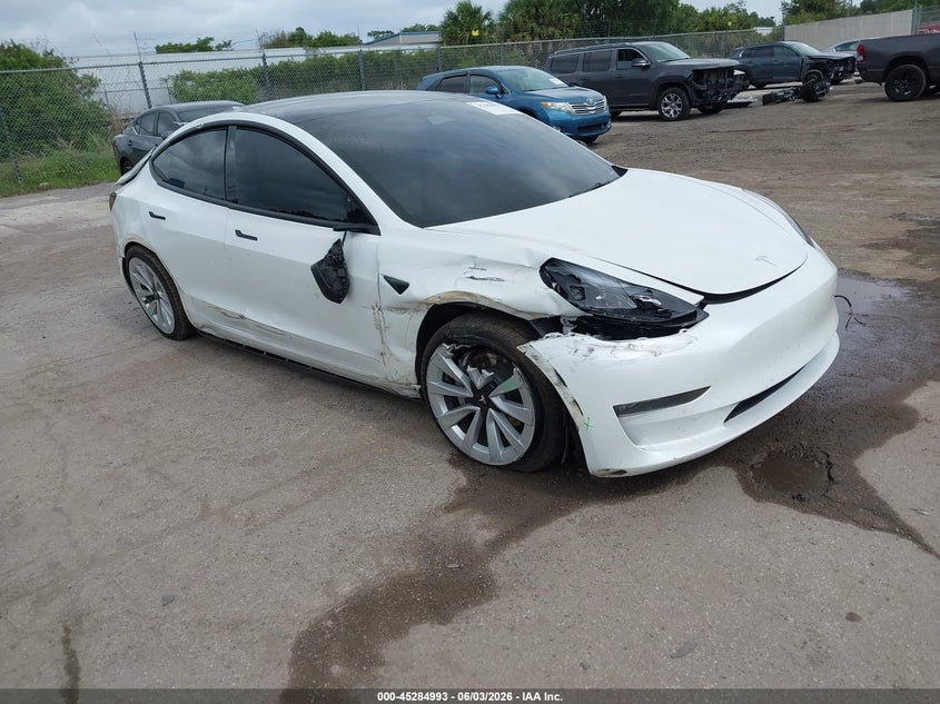 Vin: 5yj3e1eb7nf103763, lot: 45782829, tesla model 3 long range dual motor all-wheel drive 2022 img_1